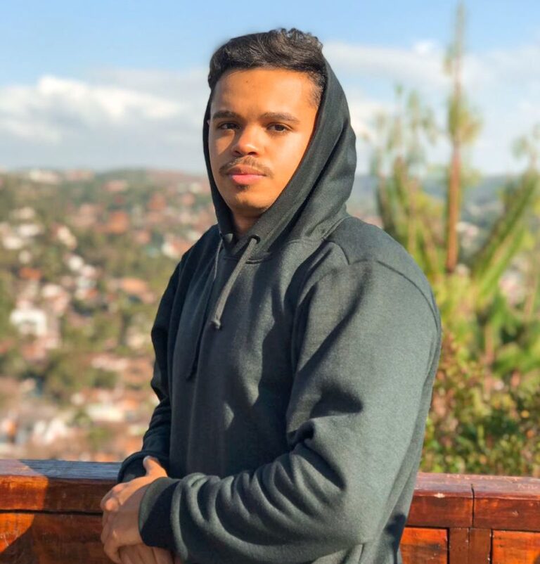 Lucas S. Santos